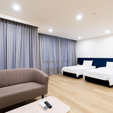 Ca Hotel And Residence Phuket - Sha Extra Plus Екстериор снимка