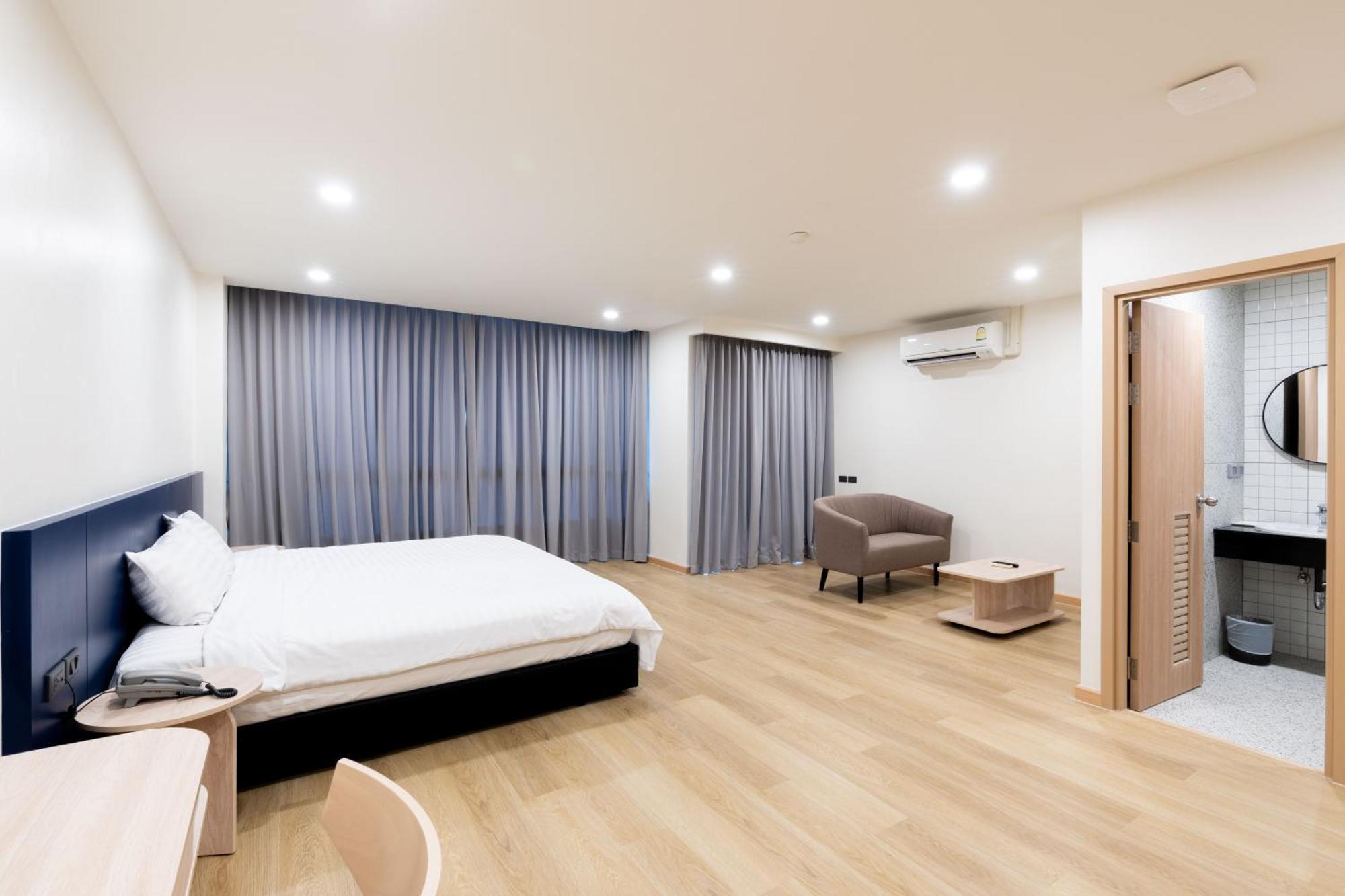 Ca Hotel And Residence Phuket - Sha Extra Plus Екстериор снимка