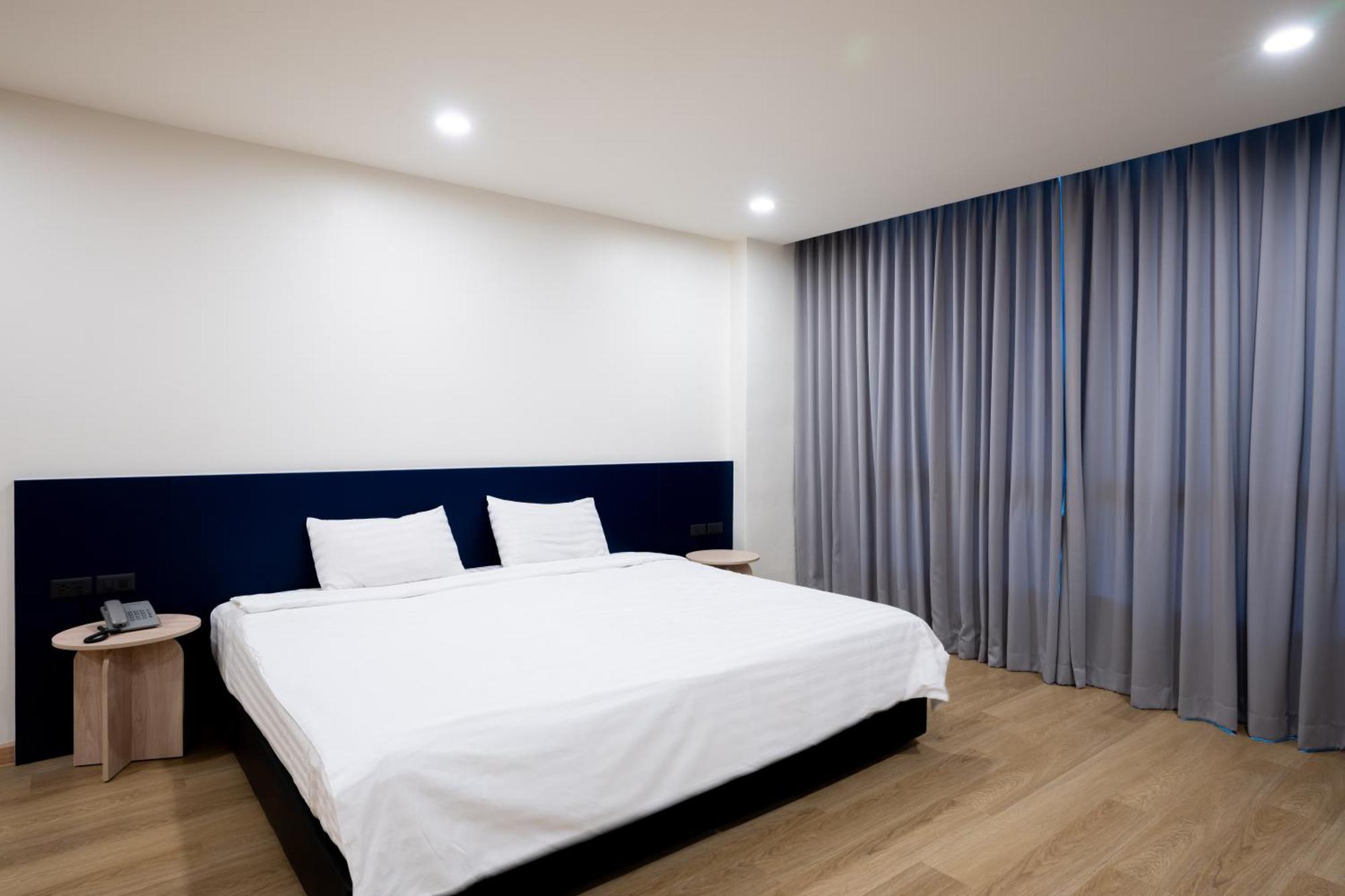 Ca Hotel And Residence Phuket - Sha Extra Plus Екстериор снимка